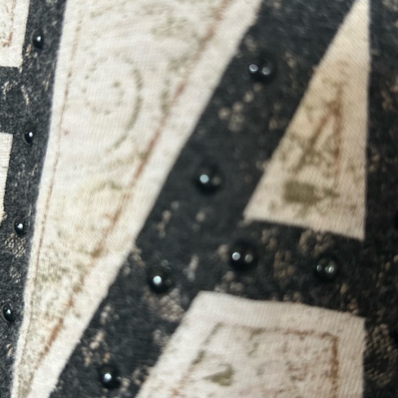 Tee Shirt - Picture 4 of 6